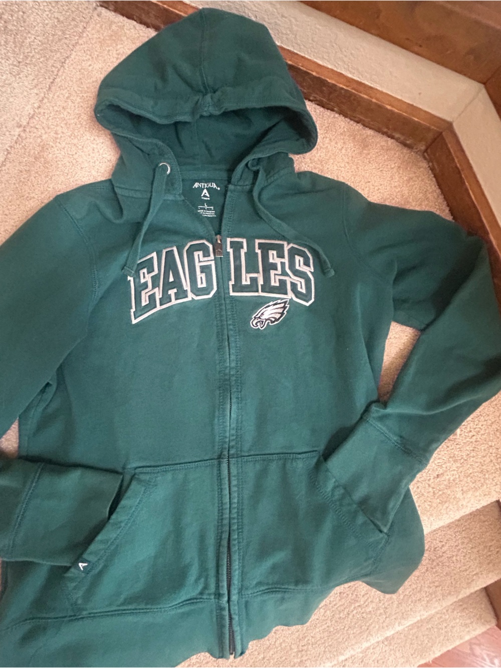 NFL Green Eagles Zip-Up Hoodie with Front Pockets